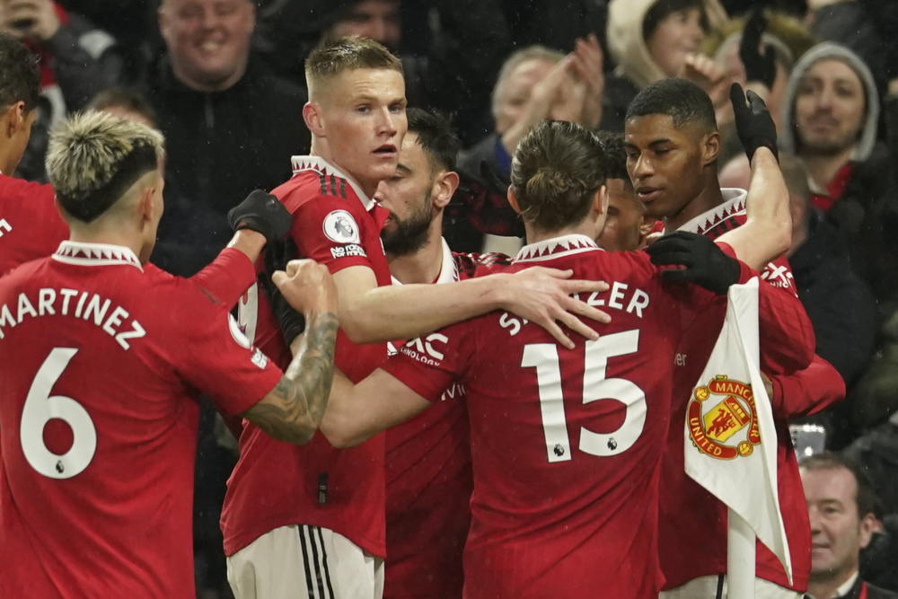 两次进球被 两次进球被