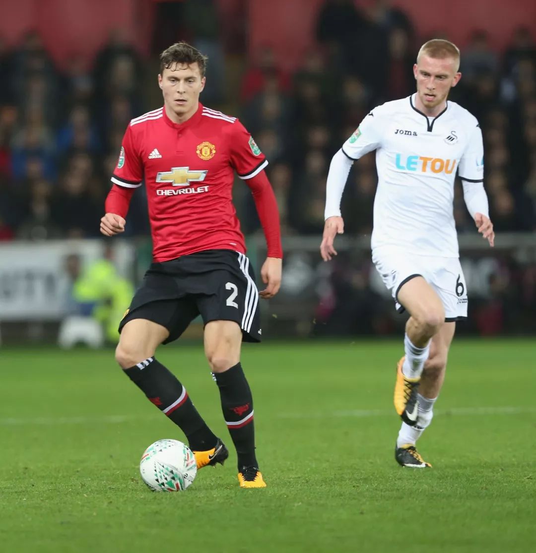 仅凸显出少 仅凸显出少