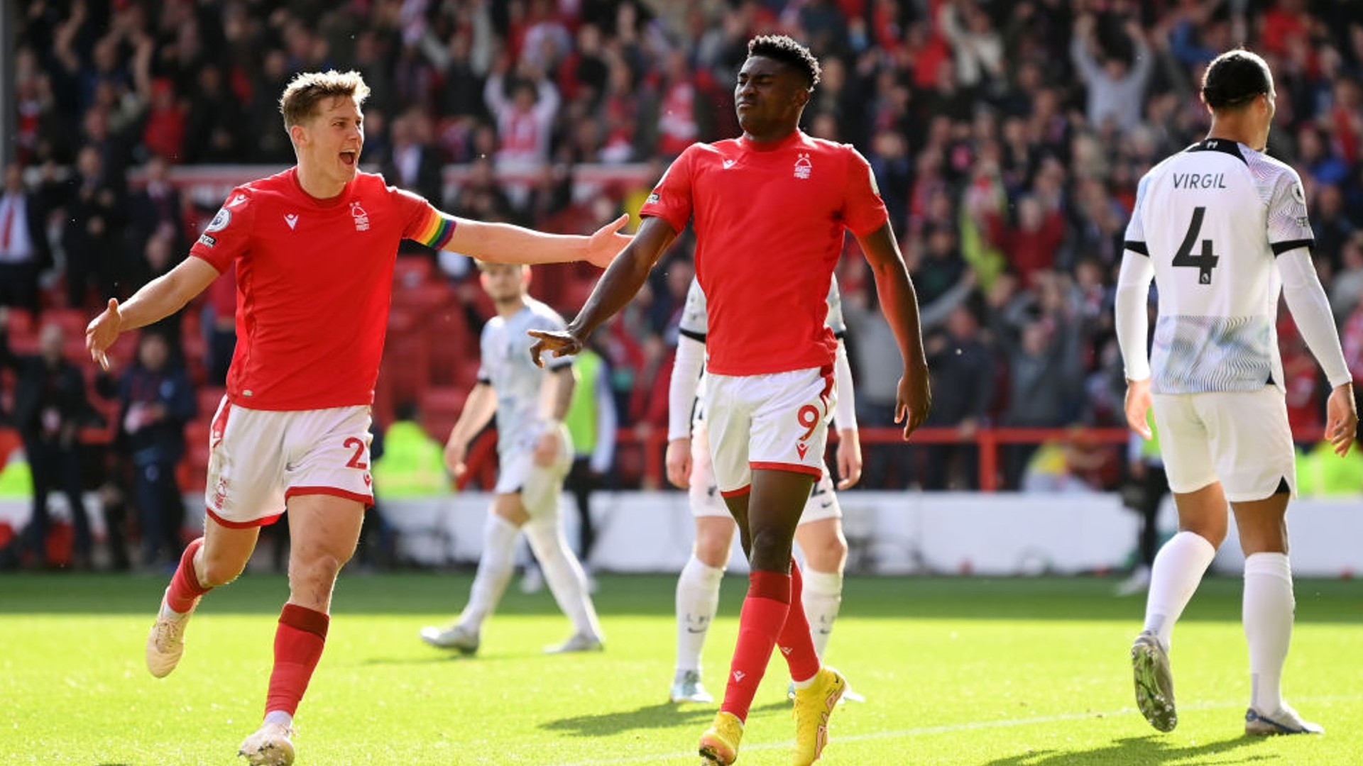 非危及赛季 非危及赛季